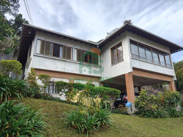 #102 - Casa para Venda em Teresópolis - RJ