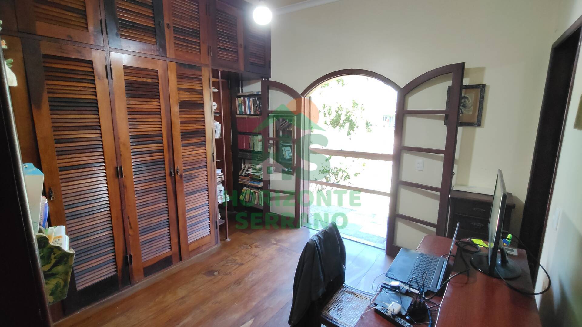 Casa, 4 quartos, 289 m² - Foto 29
