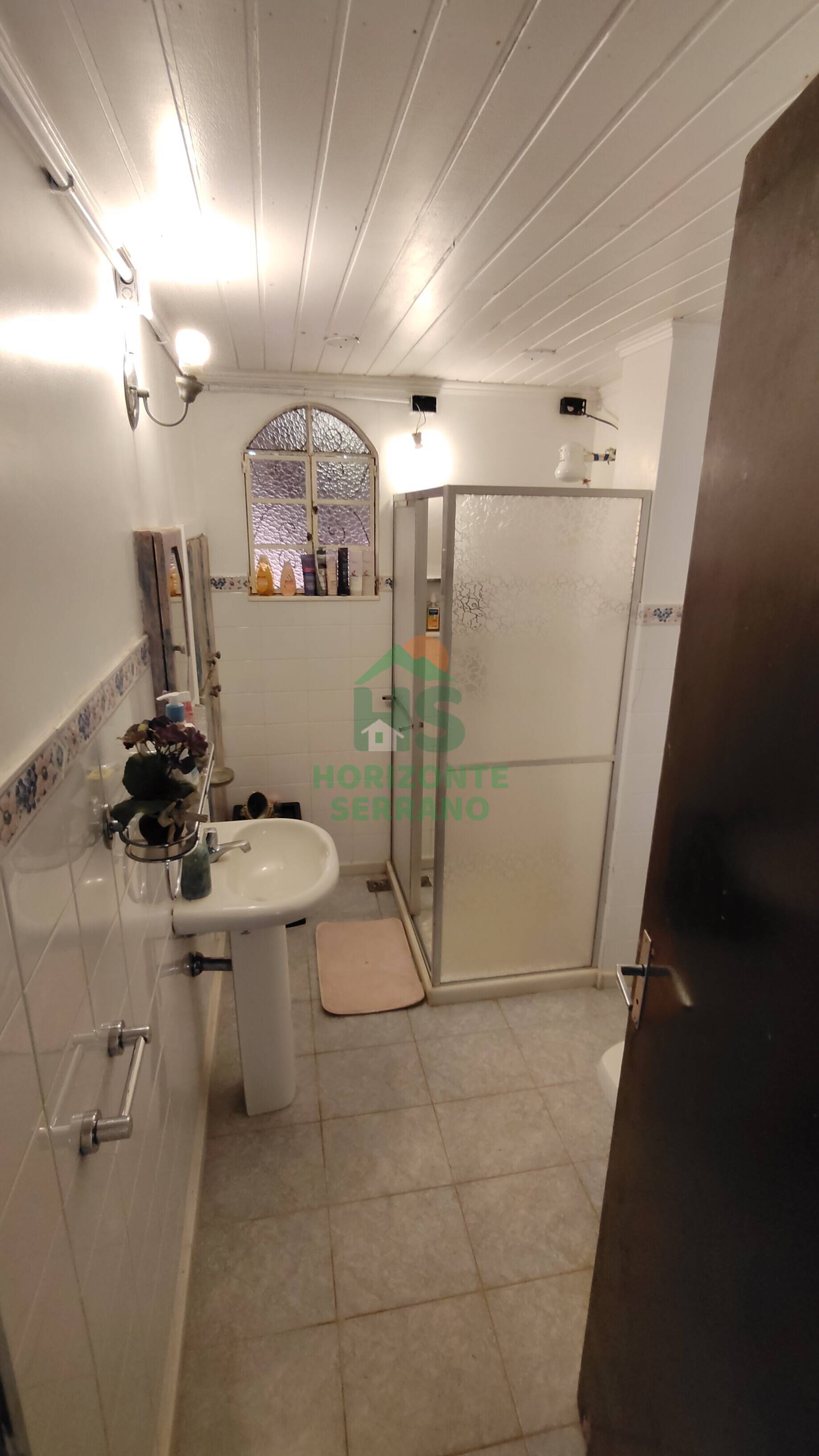 Casa, 4 quartos, 328 m² - Foto 46
