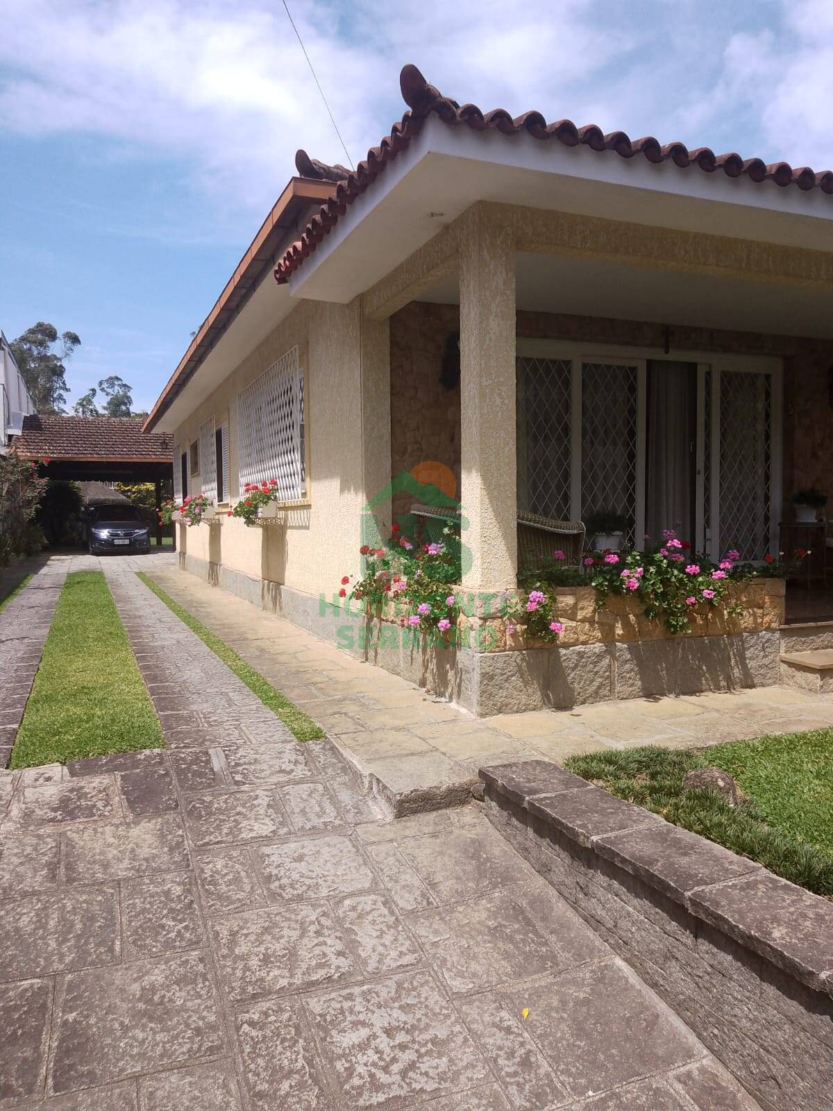 Casa, 3 quartos, 141 m² - Foto 1